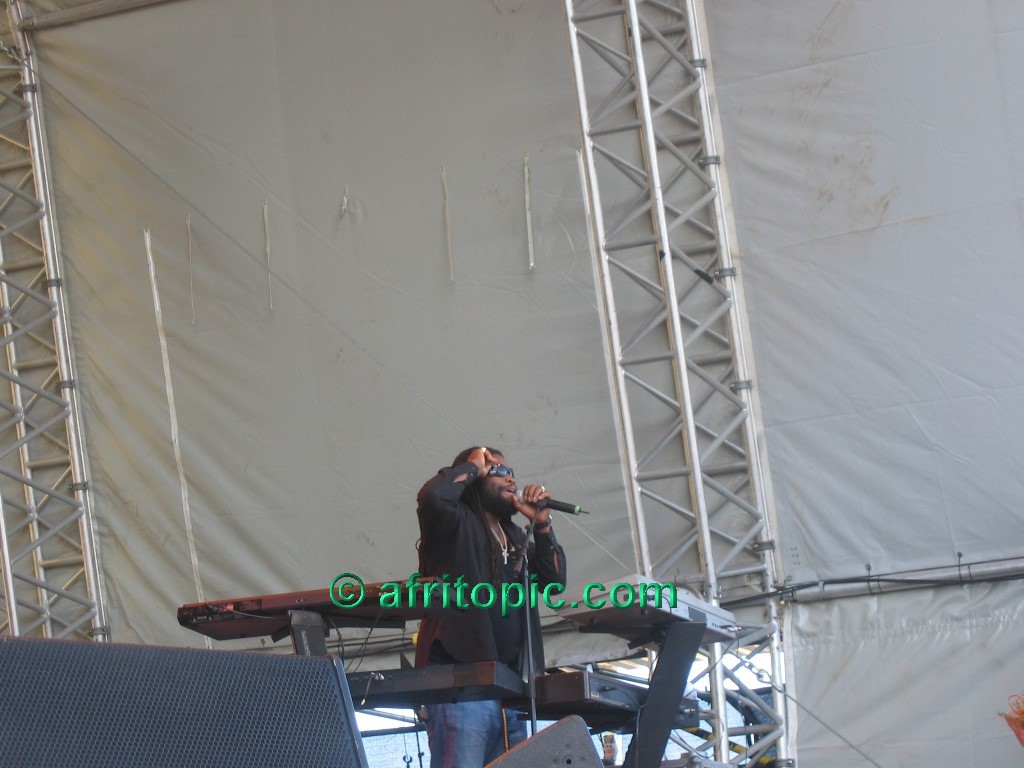 ../Images/14-160706c 460.jpg